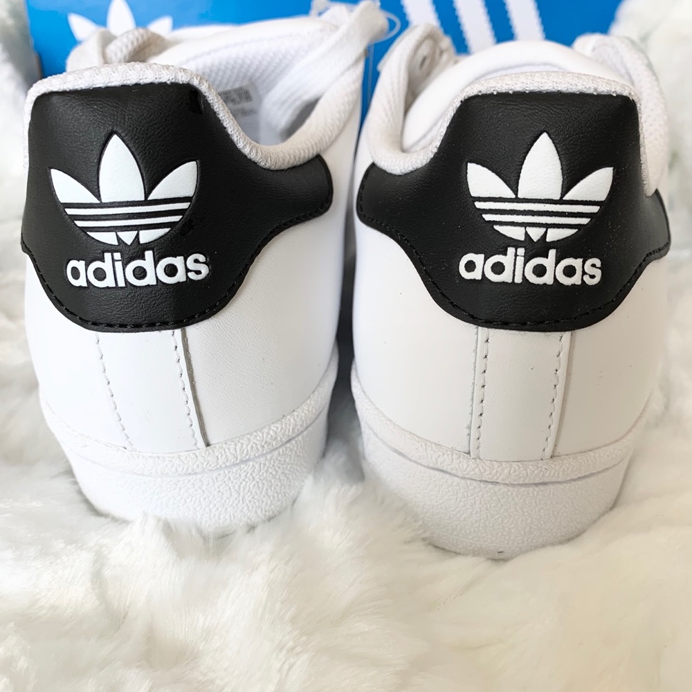 Adidas Superstar Sneakers - Picture 5 of 7